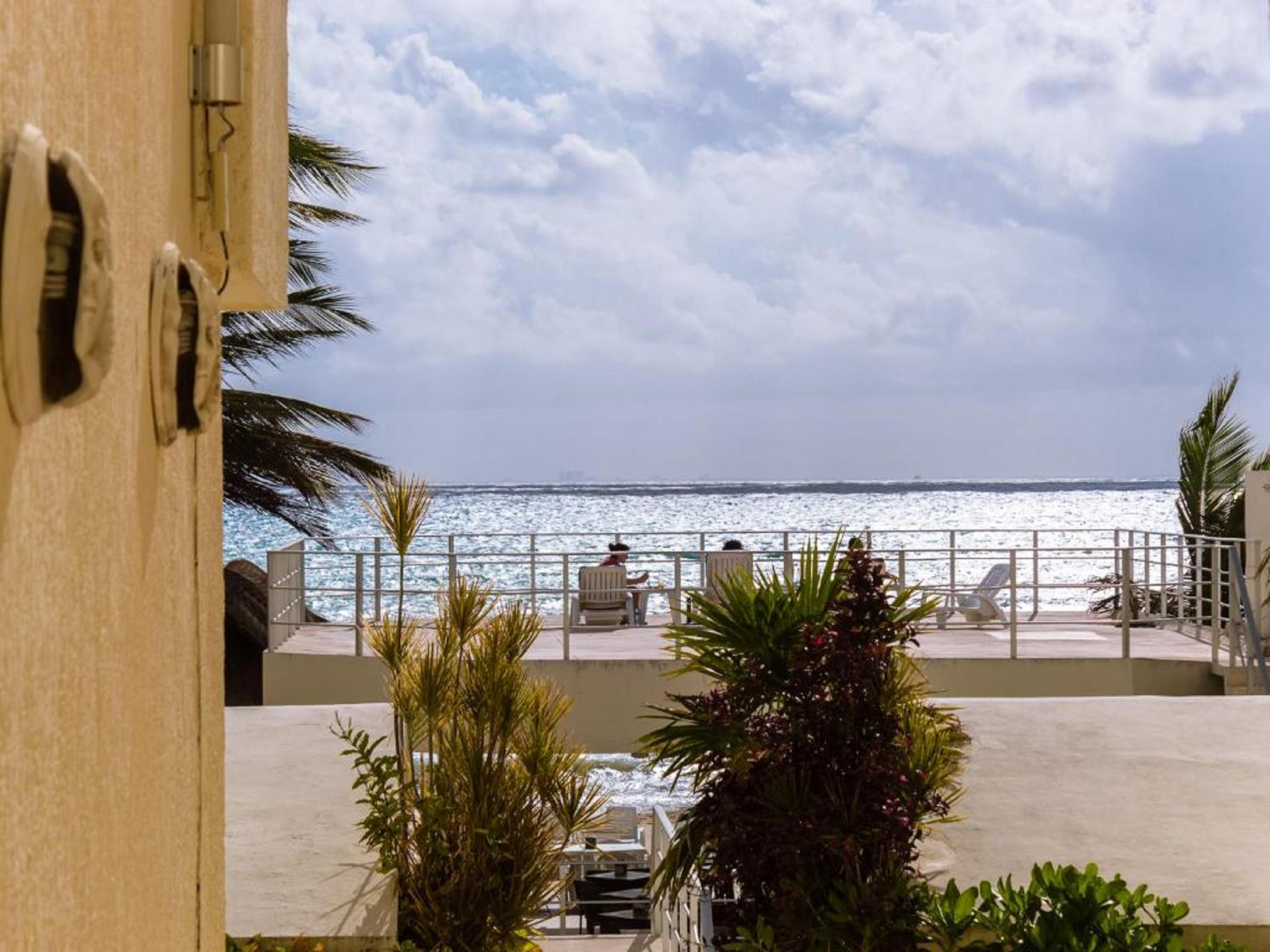 Luciana Hotel & Beach Club Playa del Carmen Exteriör bild