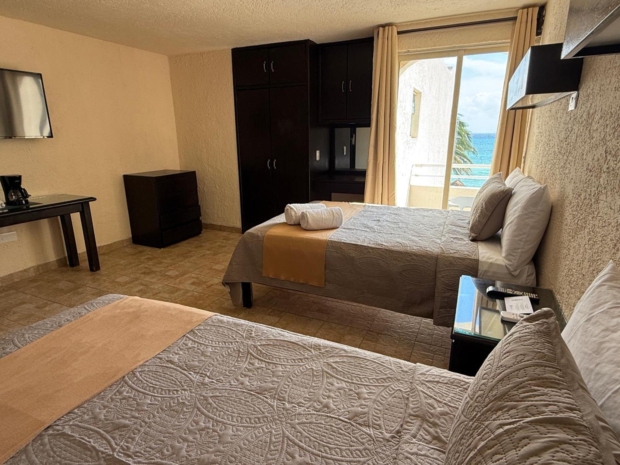 Luciana Hotel & Beach Club Playa del Carmen Rum bild