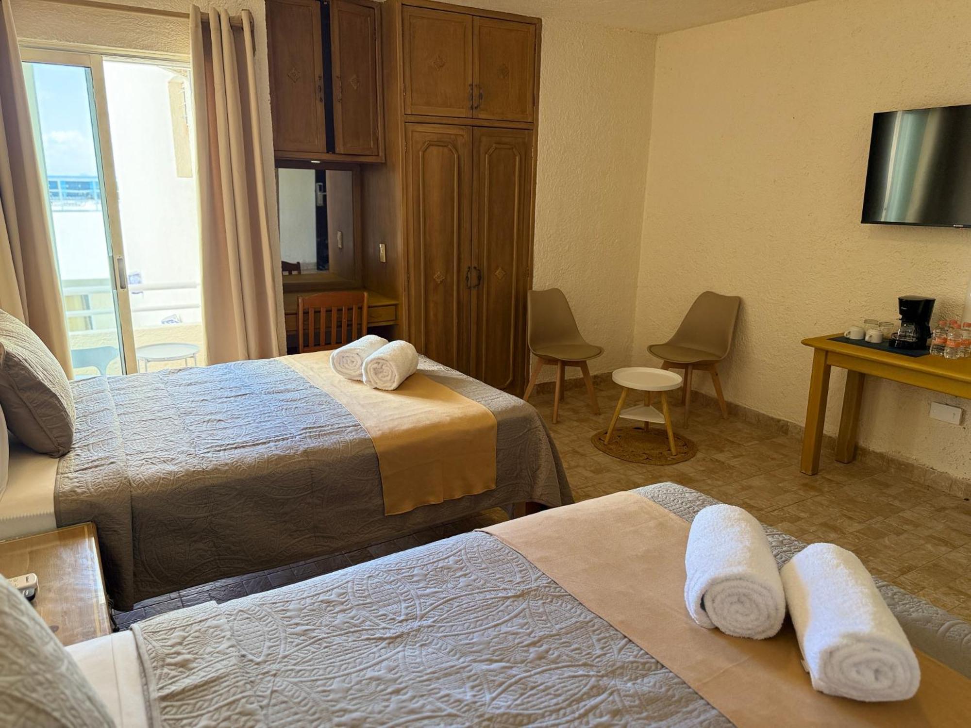Luciana Hotel & Beach Club Playa del Carmen Rum bild