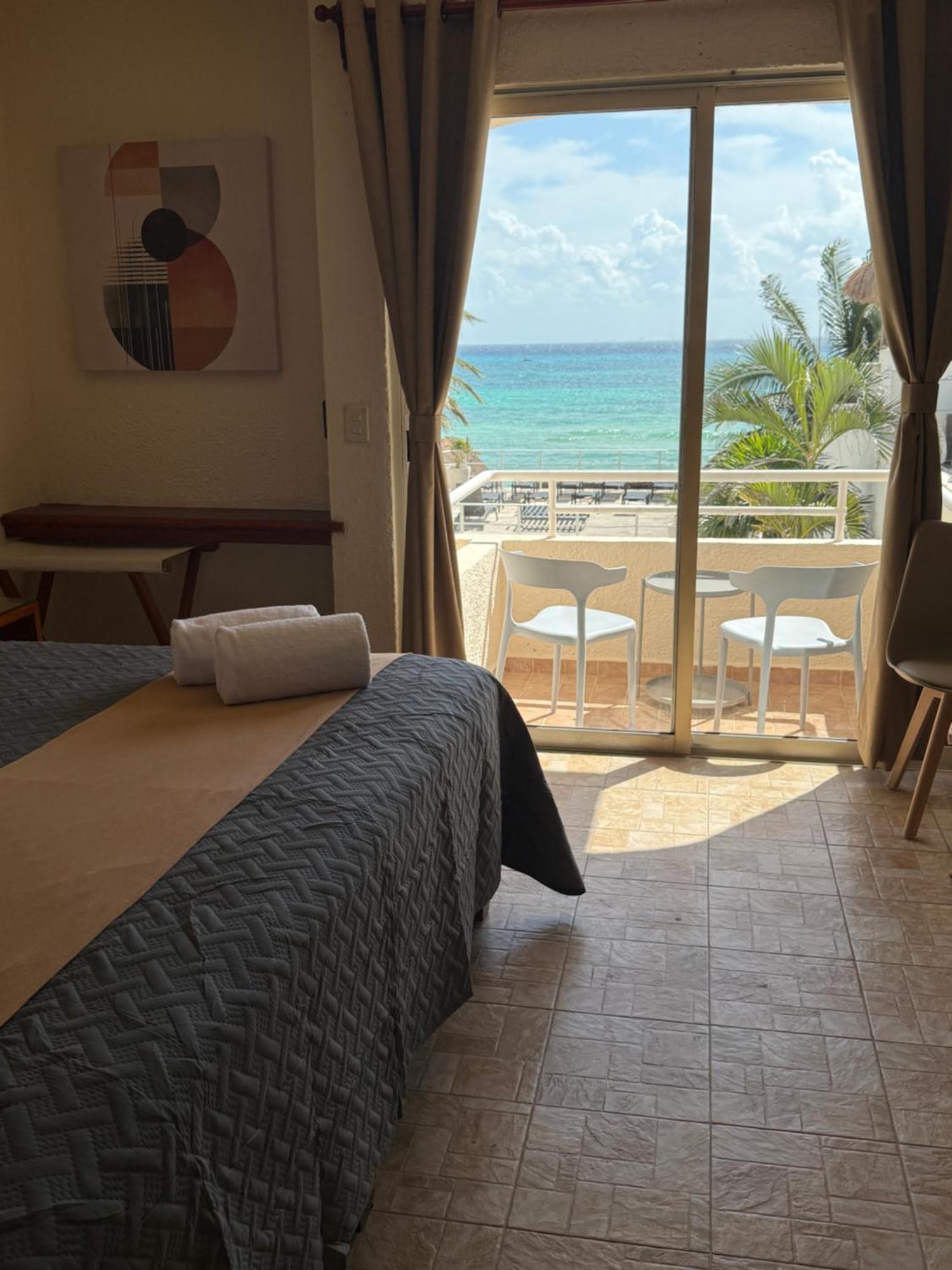 Luciana Hotel & Beach Club Playa del Carmen Rum bild